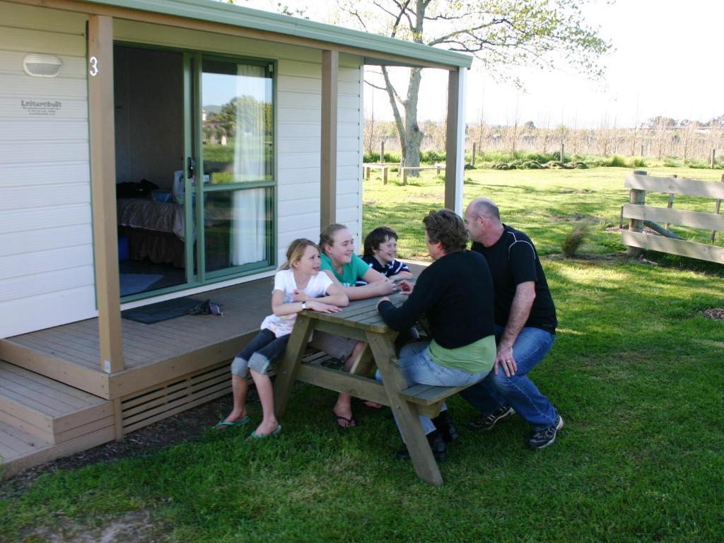 Martinborough Top 10 Holiday Park Pokój zdjęcie